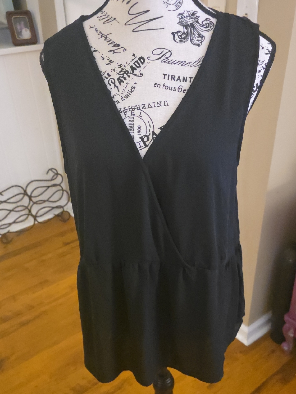 LOFT Black Sleeveless Faux-Wrap Tank Top